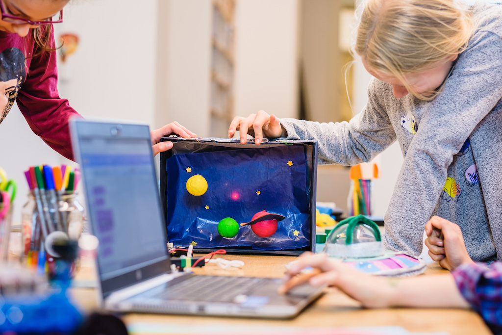 kinder erstellen einen stop motion Umweltfilm (c) Andi Weiland