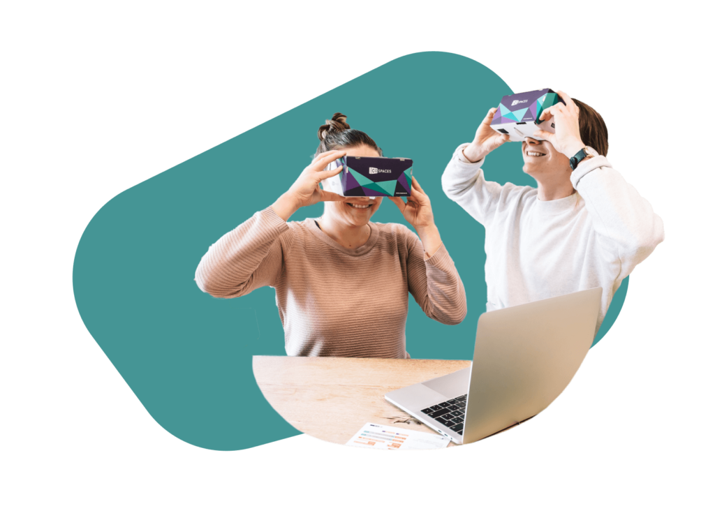 mit CoSpaces Edu virtuelle Welten erstellen - Mädchen entdecken diese durch ihre Vr Brillen