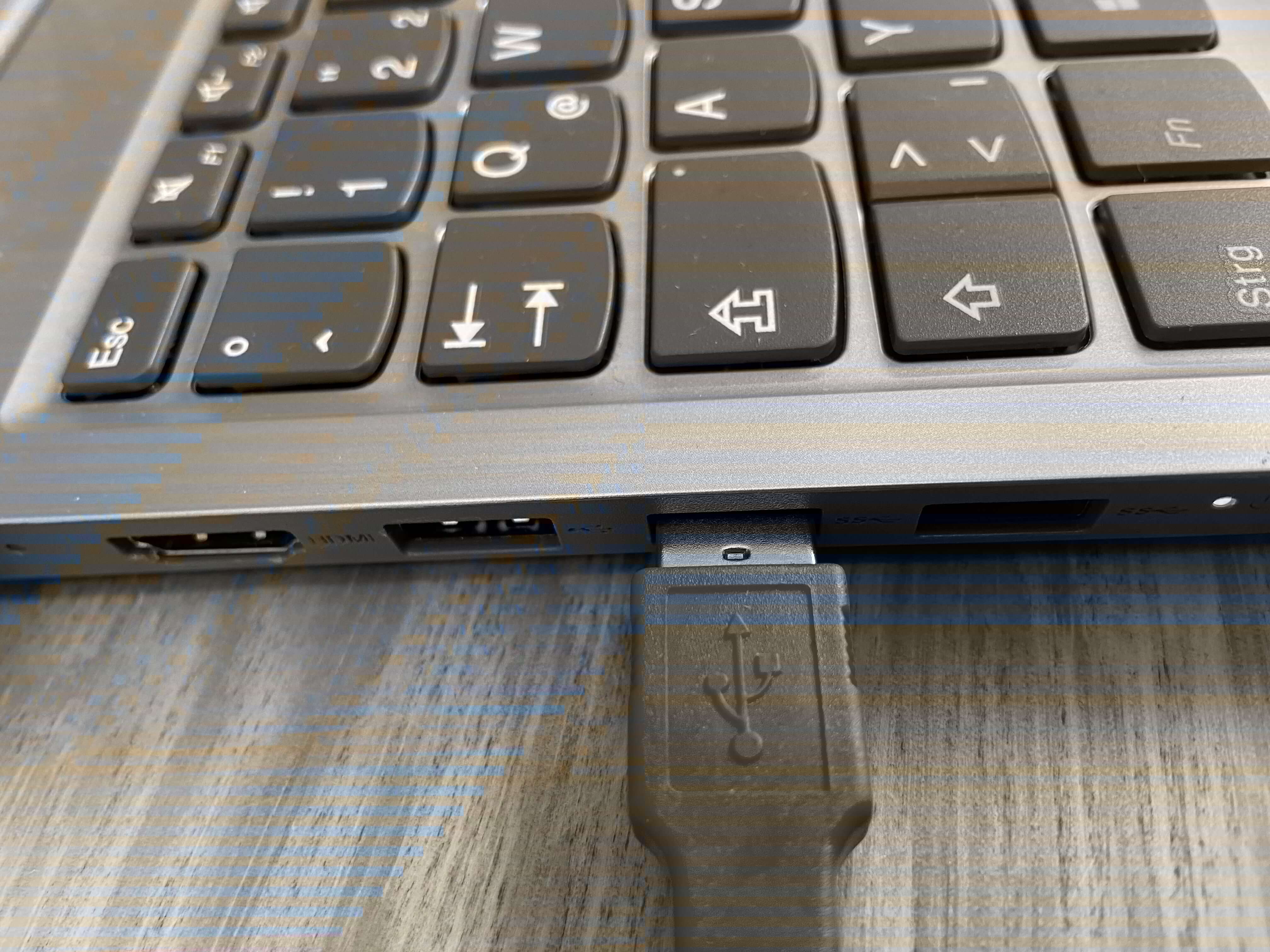 USB Anschluss am Laptop